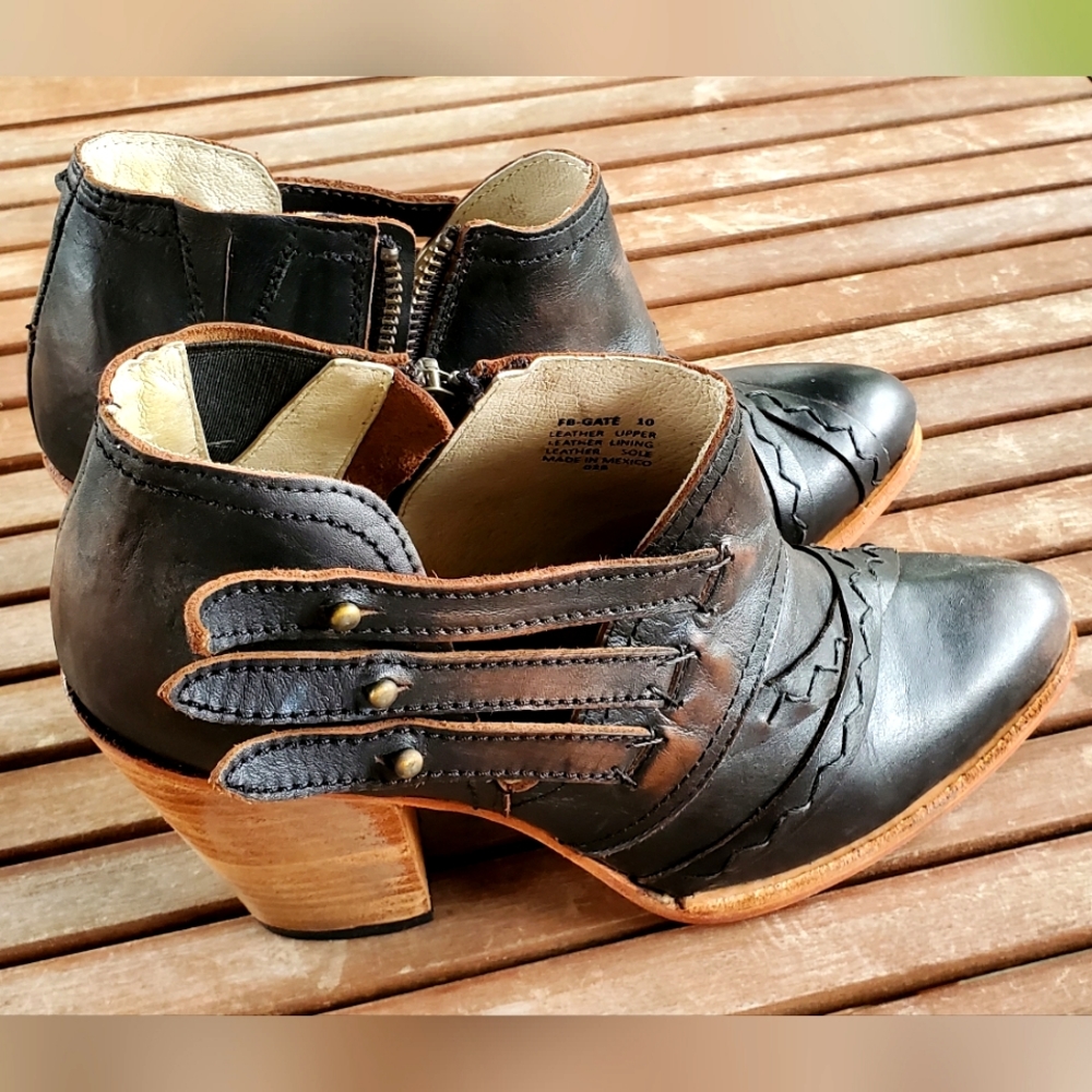 Authentic Freebird Gate Ankle Boots 3" Heel